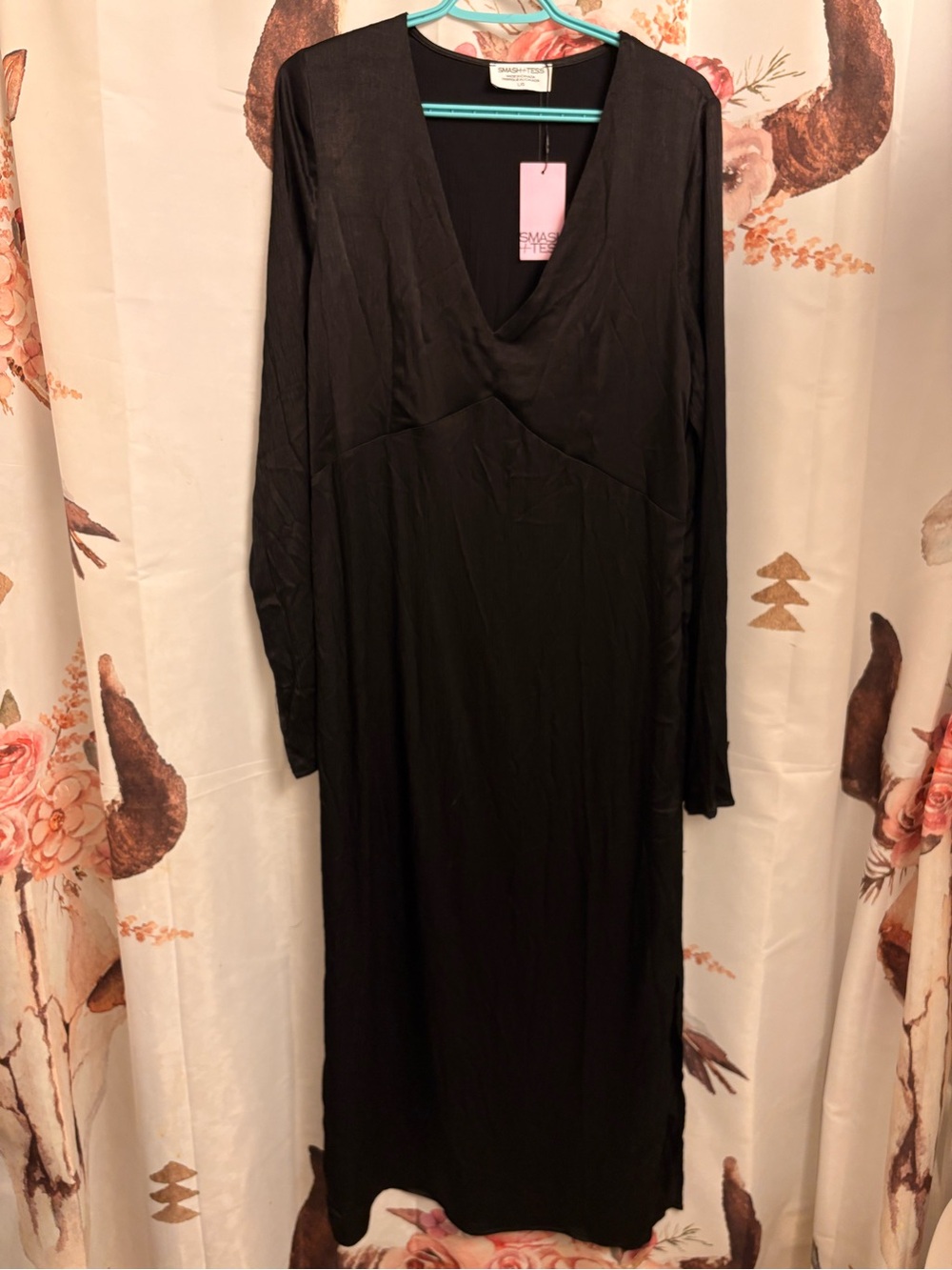 New large Smash + Tess Black Long Sleeve V-Neck Maxi Dress